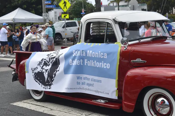 Parade photo